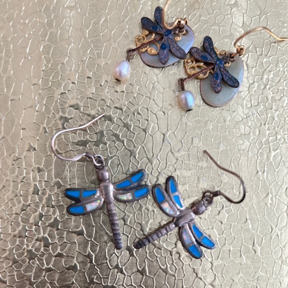 Dragonfly Duo!!! Two pairs of dragonfly earrings- sold together - Picture 1 of 1
